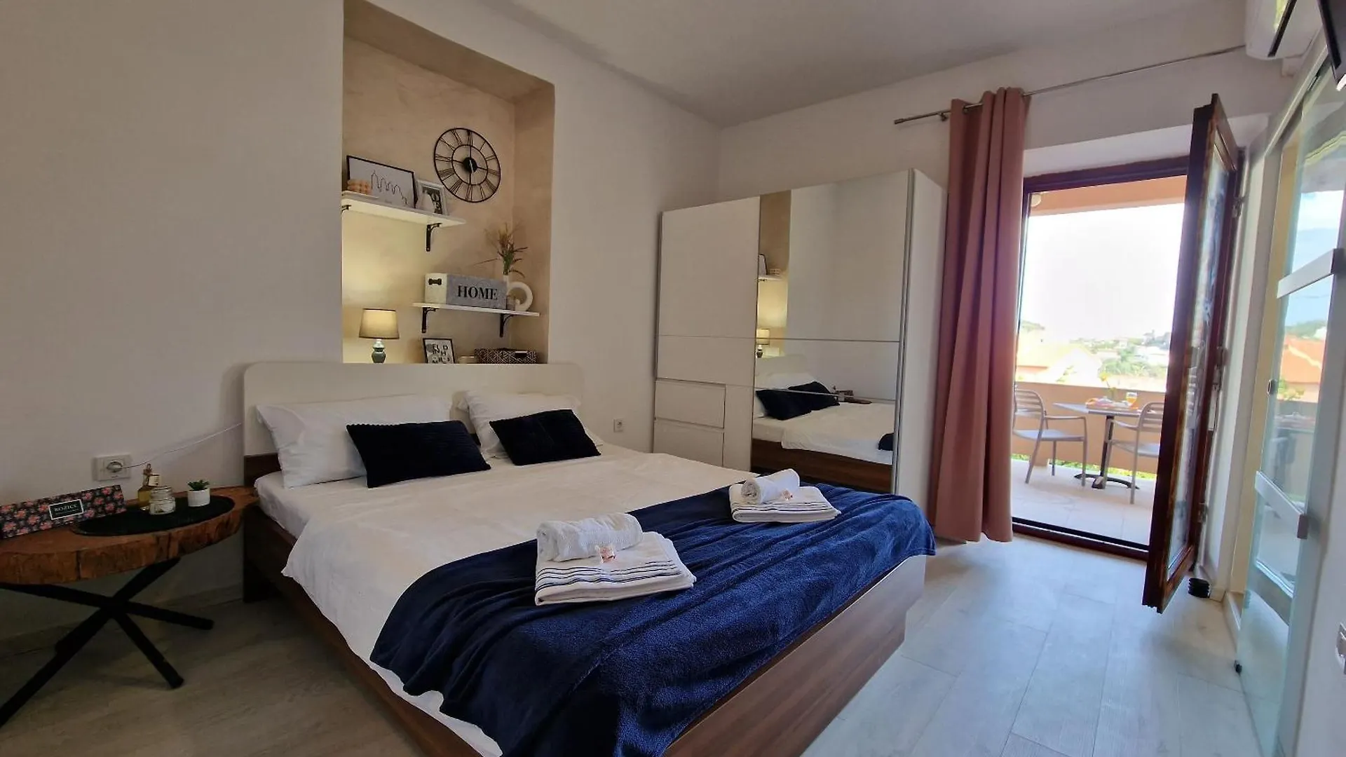 Apartment And Rooms Zora Kampor Croatia