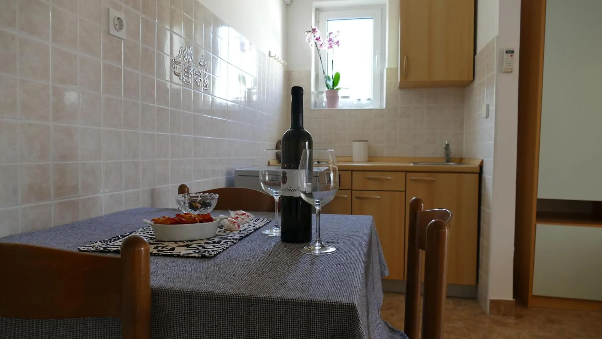 Apartment And Rooms Zora Kampor Croatia
